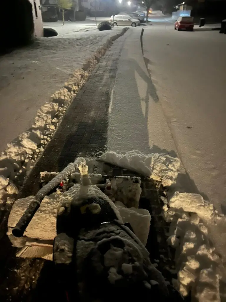 Winterdienst in Heikendorf & Kiel - Schnee räumen in Kiel